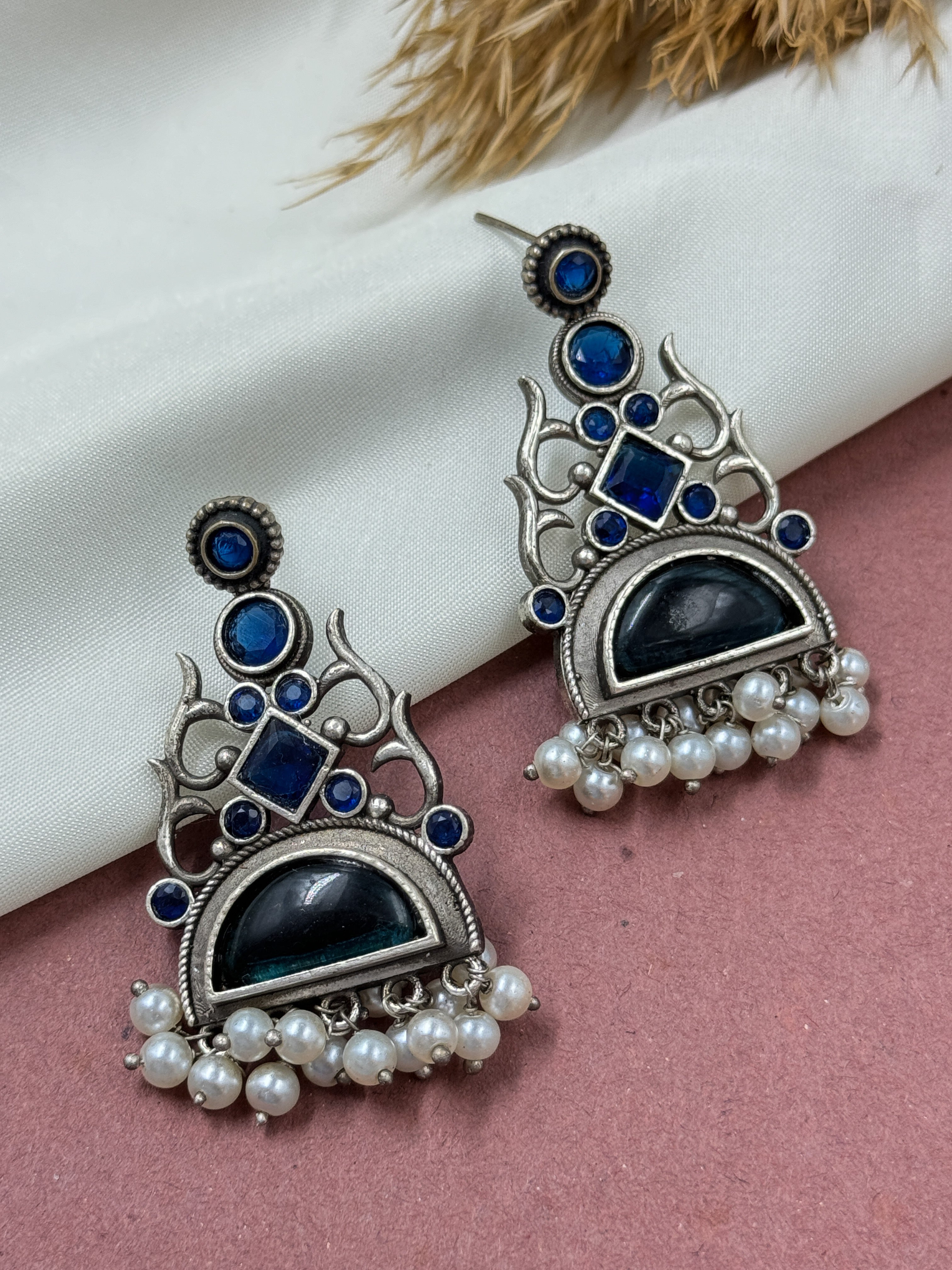 silver oxidised pearl earrings, oxidized blue kundan earrings, monalisa stone earrings, traditional earrings, blue earrings, green earrings, white pearl earrings, 