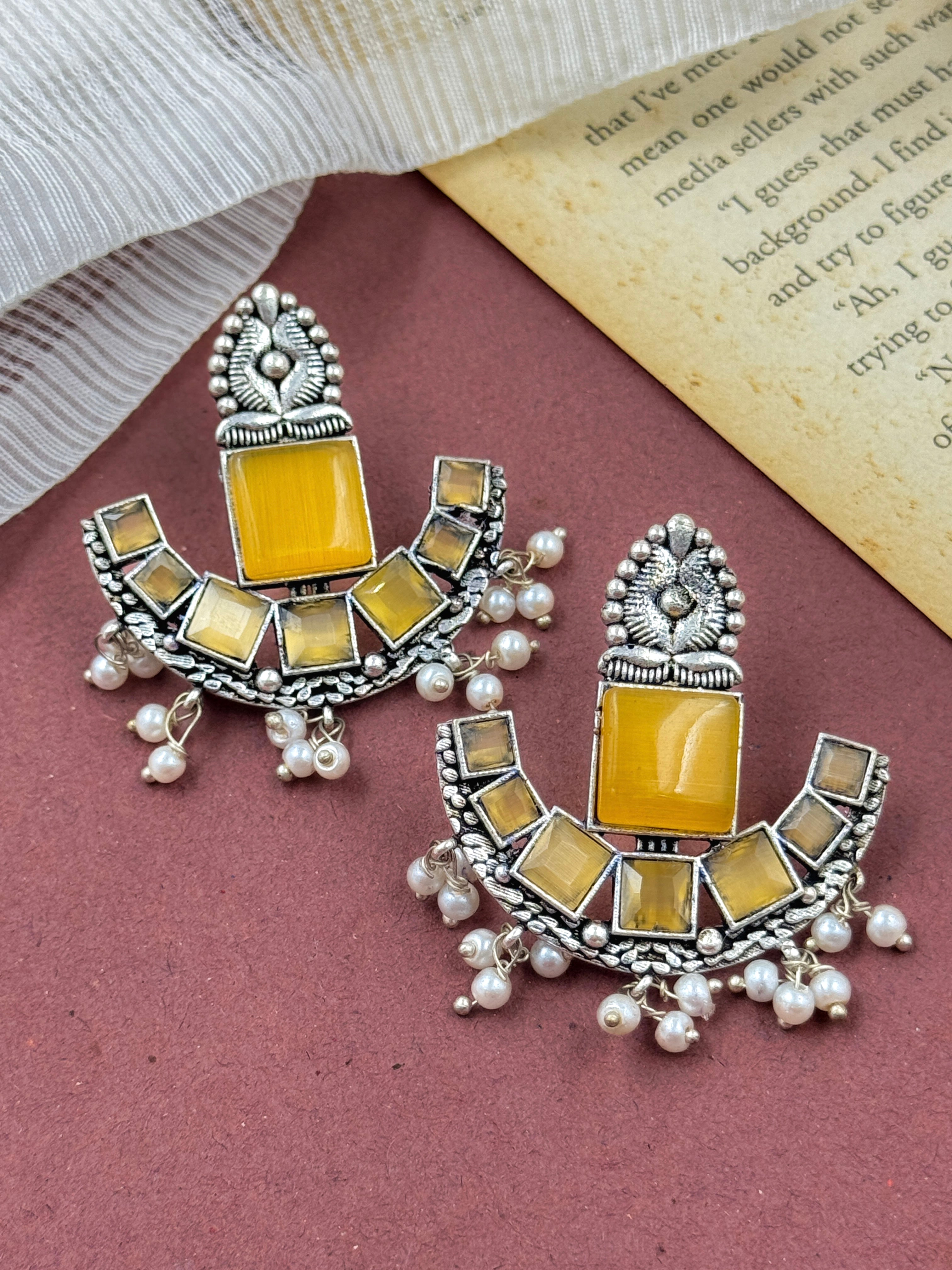 Oxidised Silver Kundan Crafted Earings