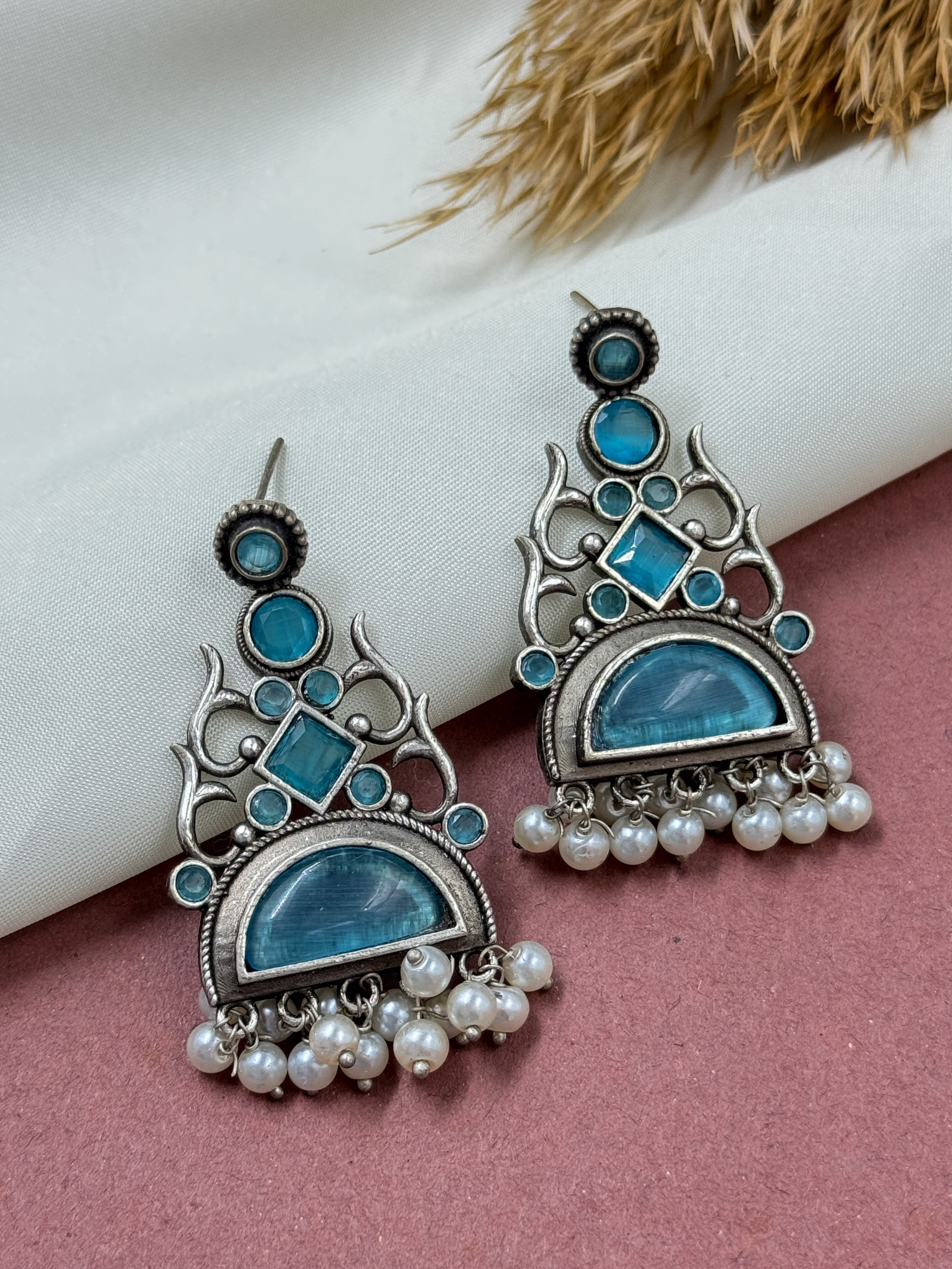 silver oxidised pearl earrings, oxidized blue kundan earrings, monalisa stone earrings, traditional earrings, blue earrings, blue earrings, white pearl earrings,