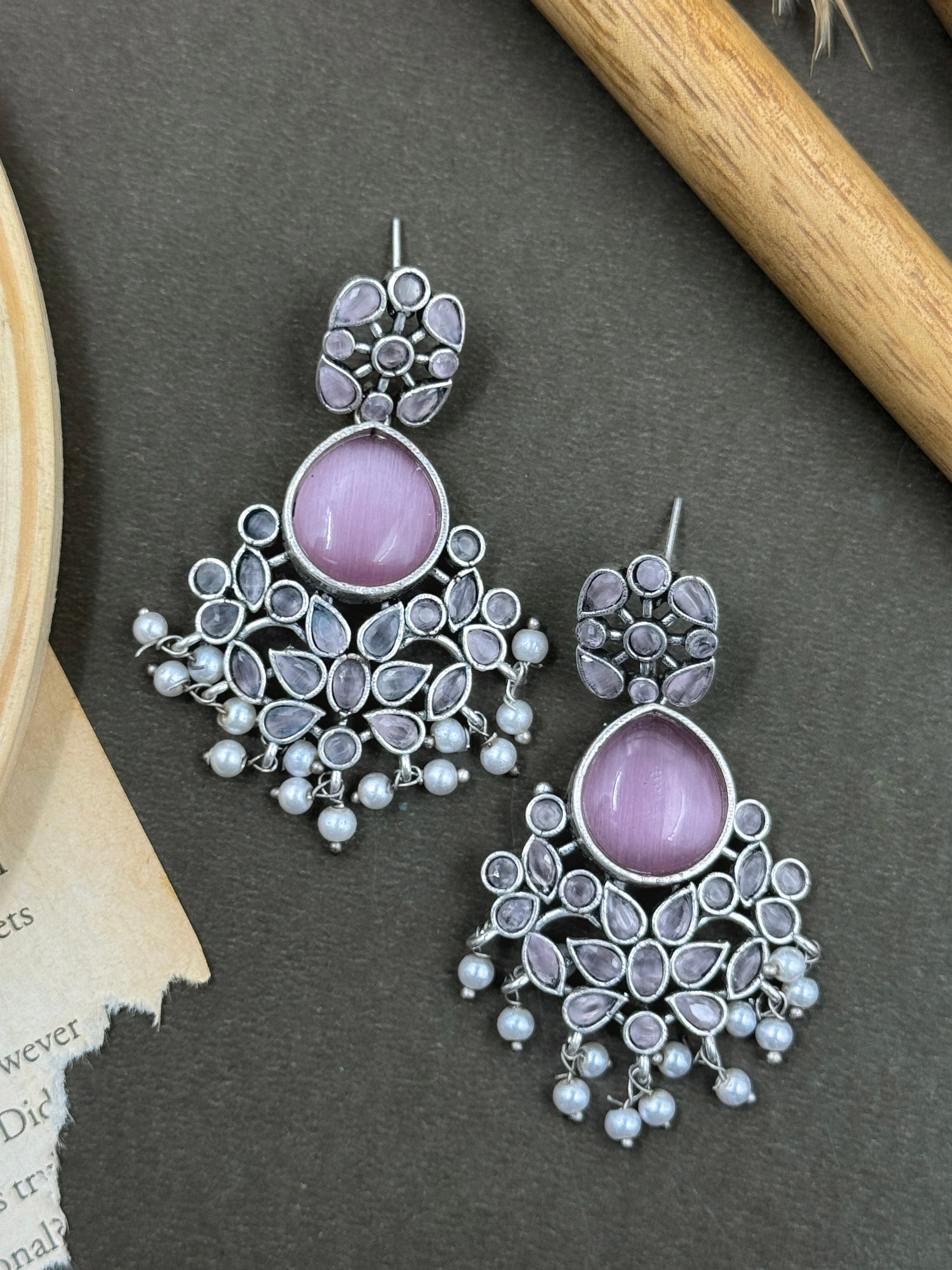 earings, silver oxidised earings, oxidised earrings, white kundan, pink stone earrings