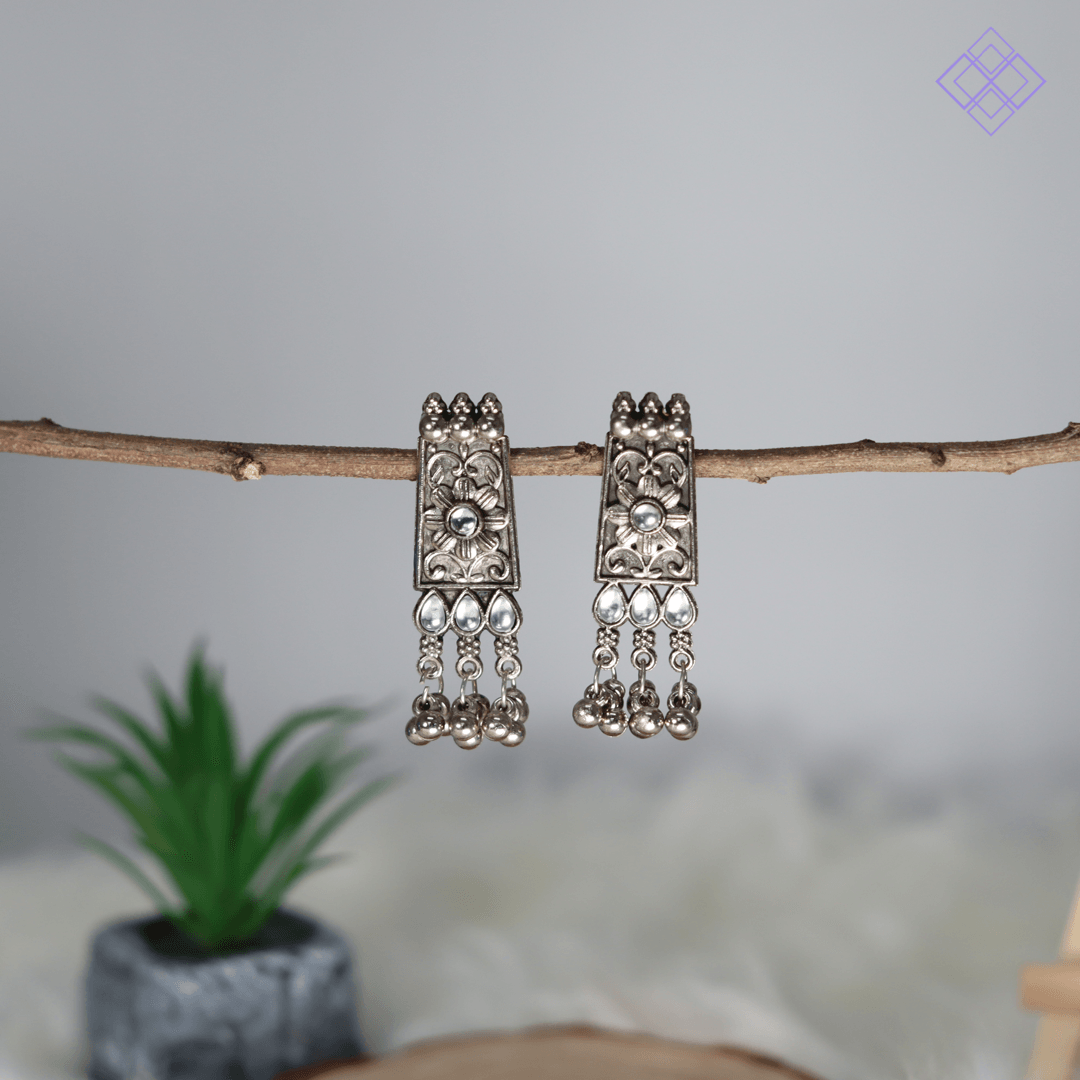 Sworn elegance Earrings - The Vivian Store