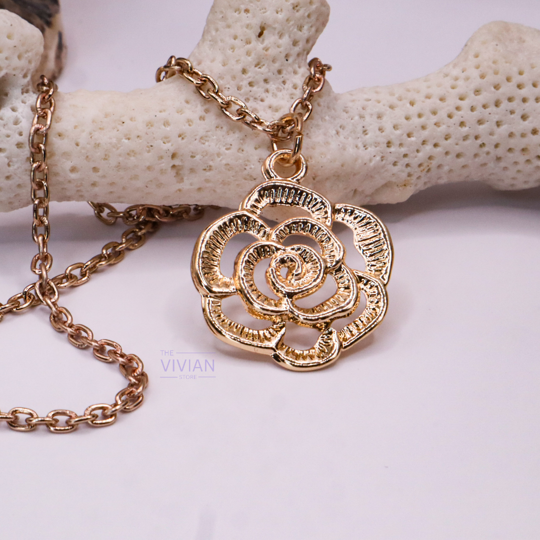 Everyday Flower Necklace