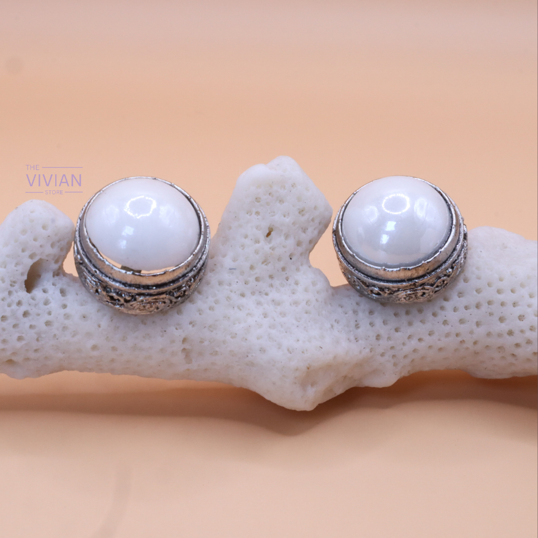 Embossed Pearls