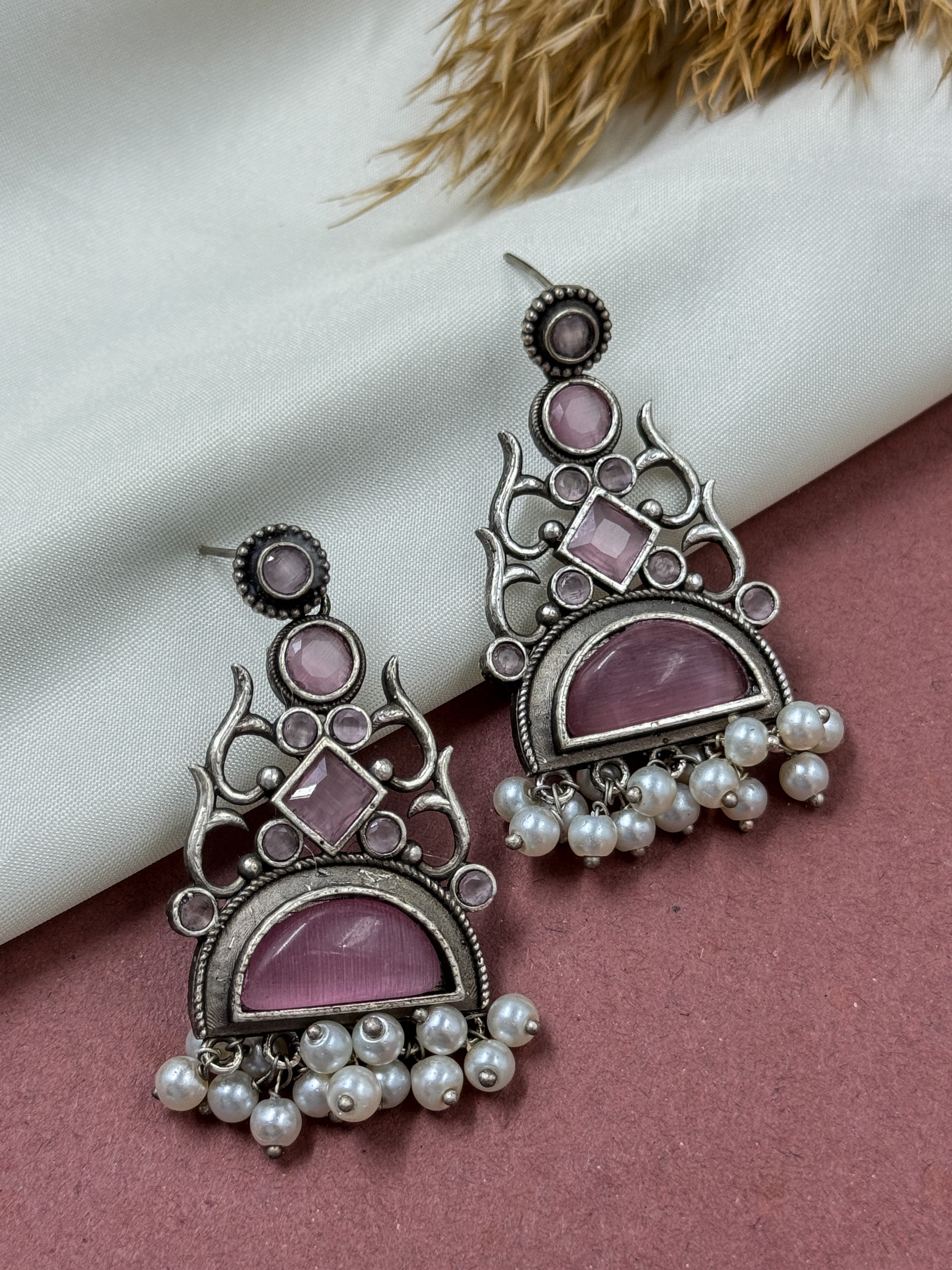 pink silver oxidised pearl earrings, oxidized pink kundan earrings, monalisa stone earrings, traditional earrings, pink earrings, pink earrings, white pearl earrings,