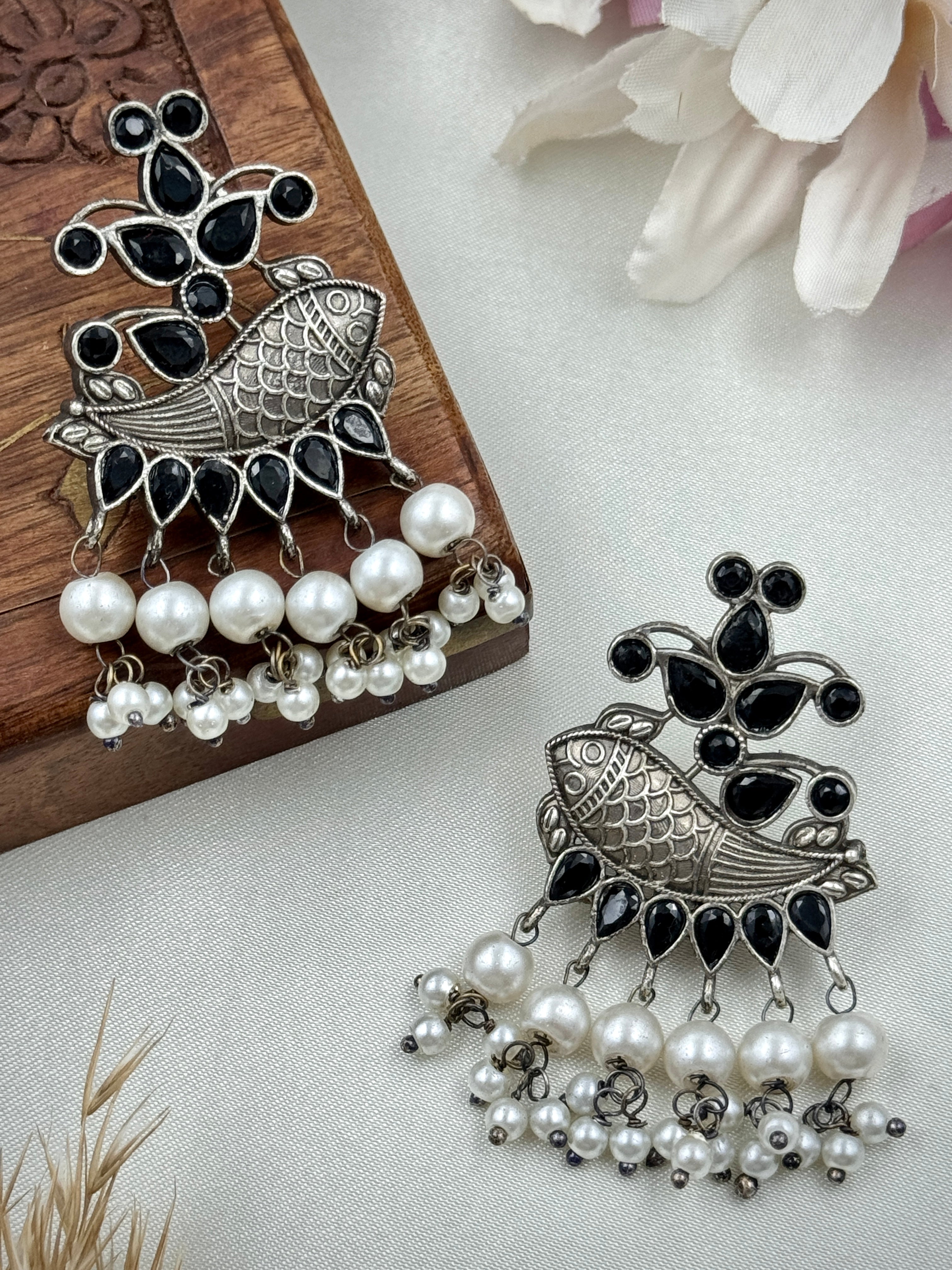 Fish Inspiring White Pearl Layered Drops