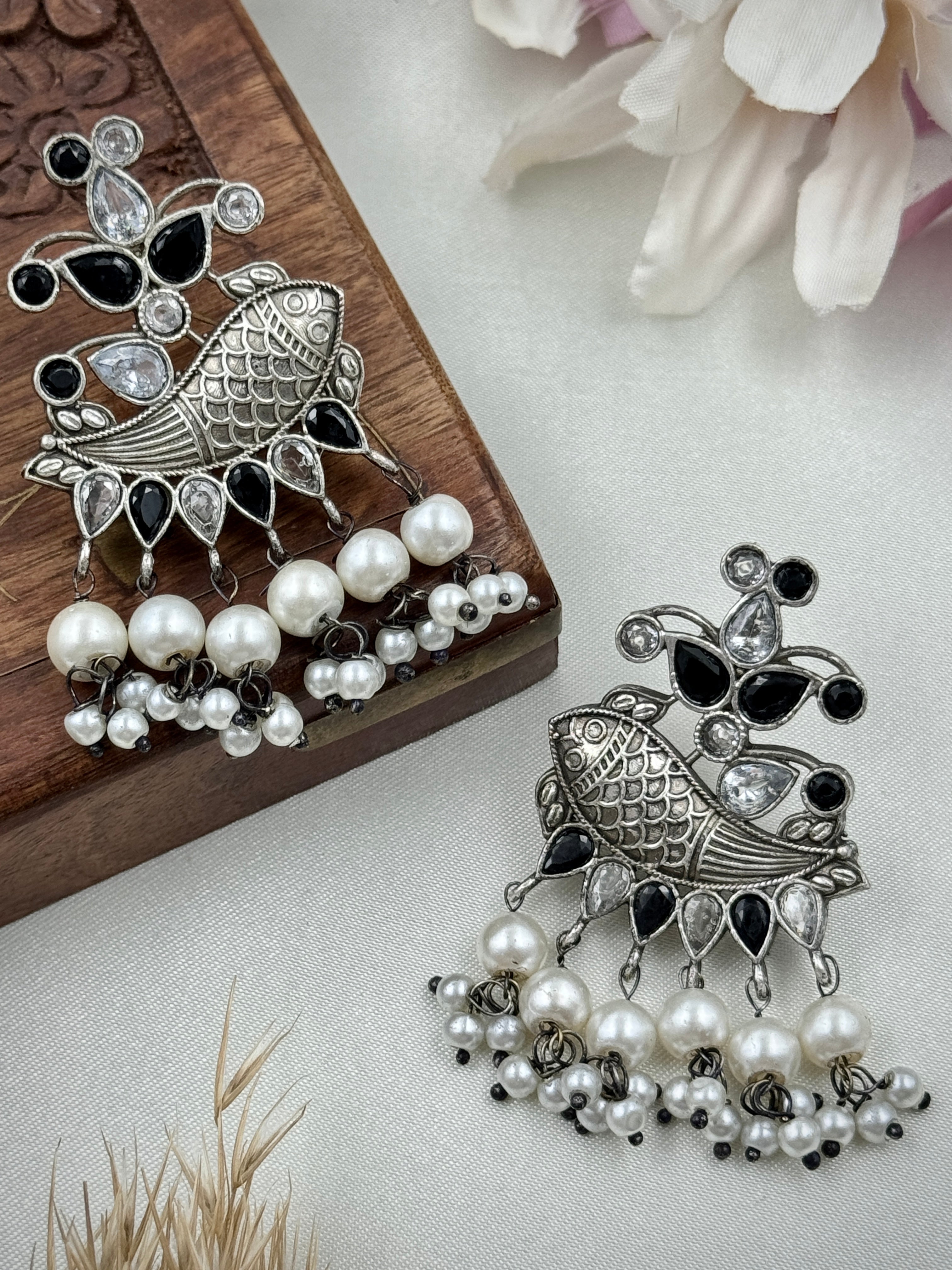 Fish Inspiring White Pearl Layered Drops