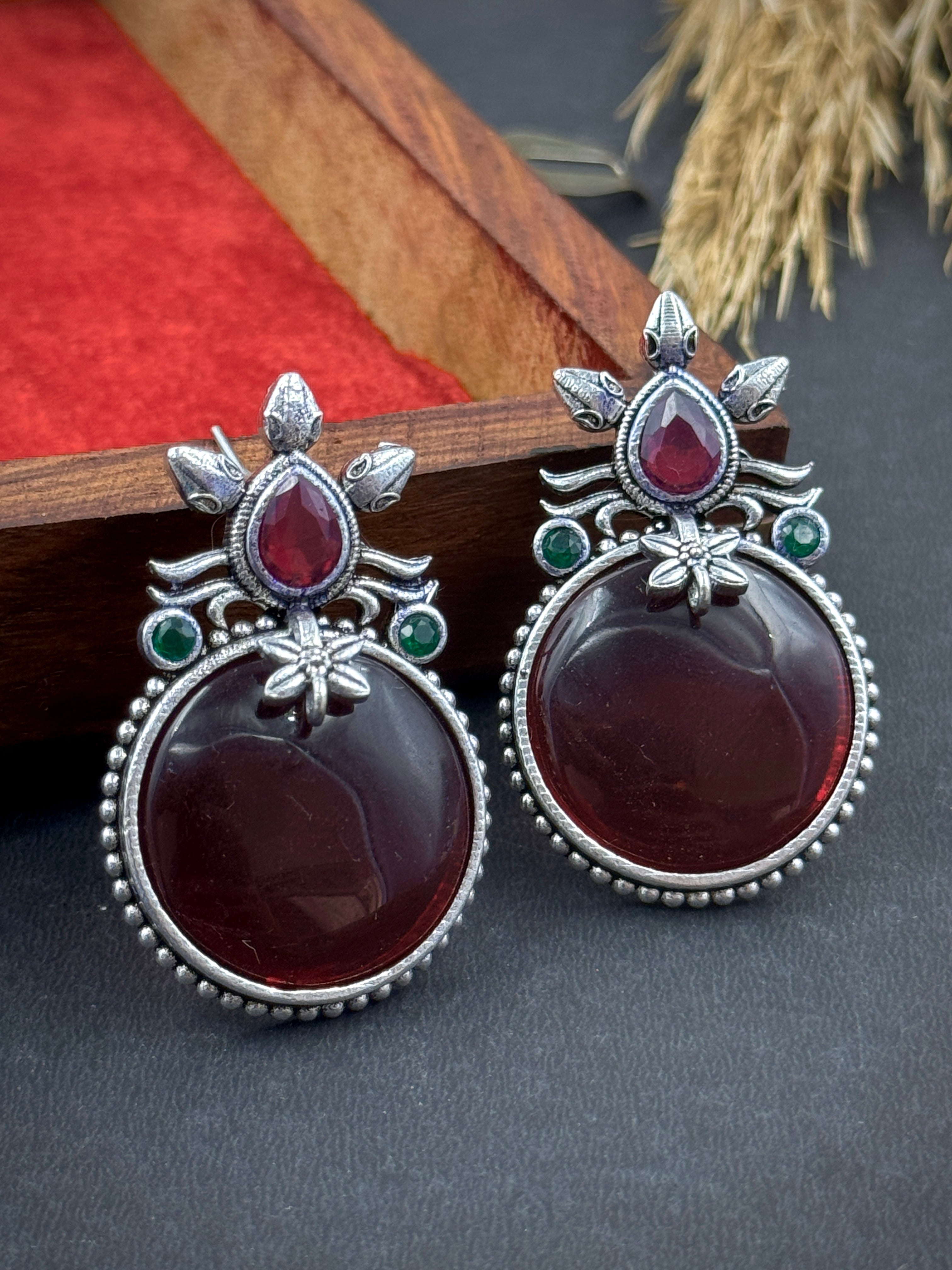 Maharani Studs