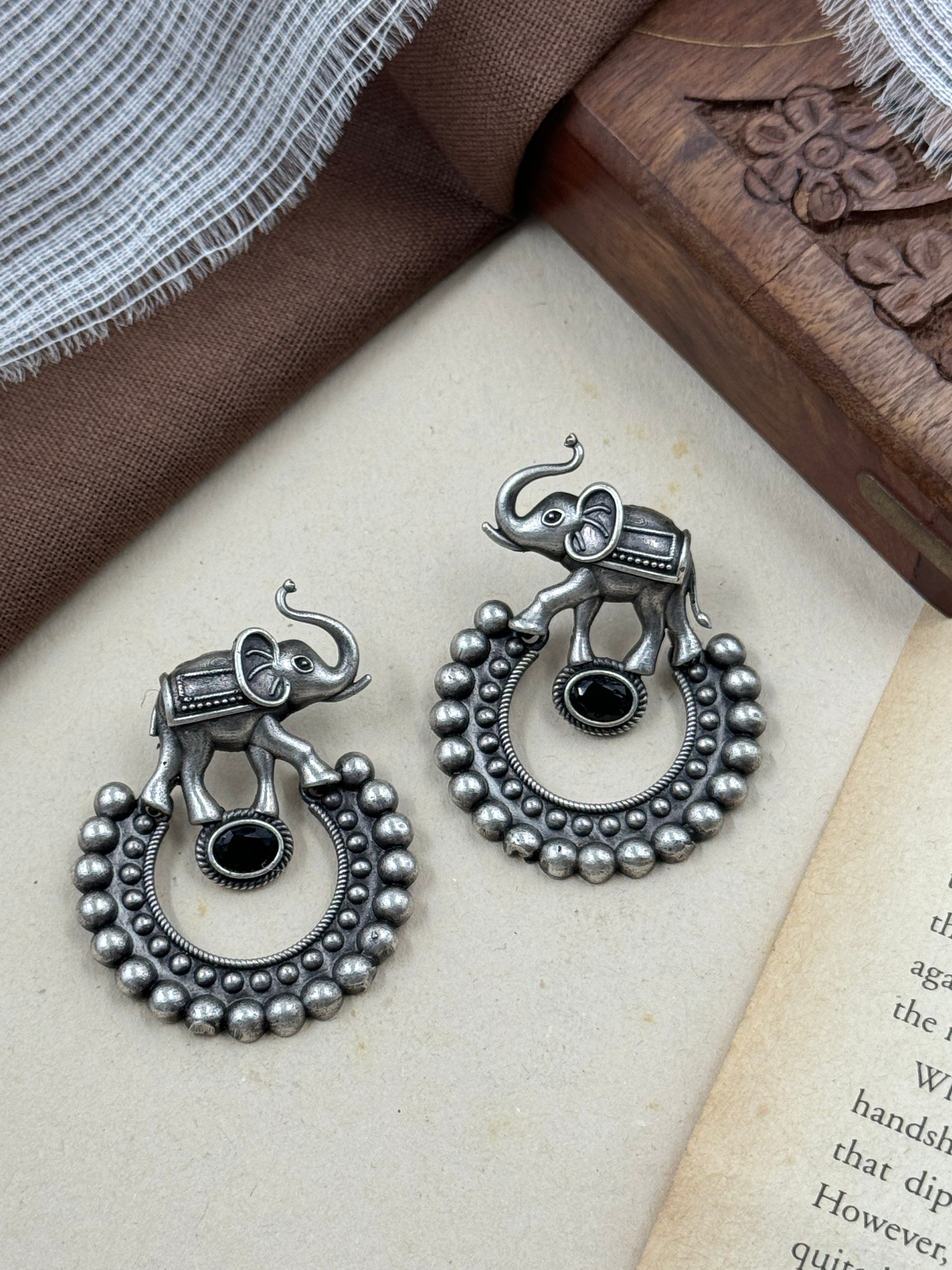 Hasthi Earrings