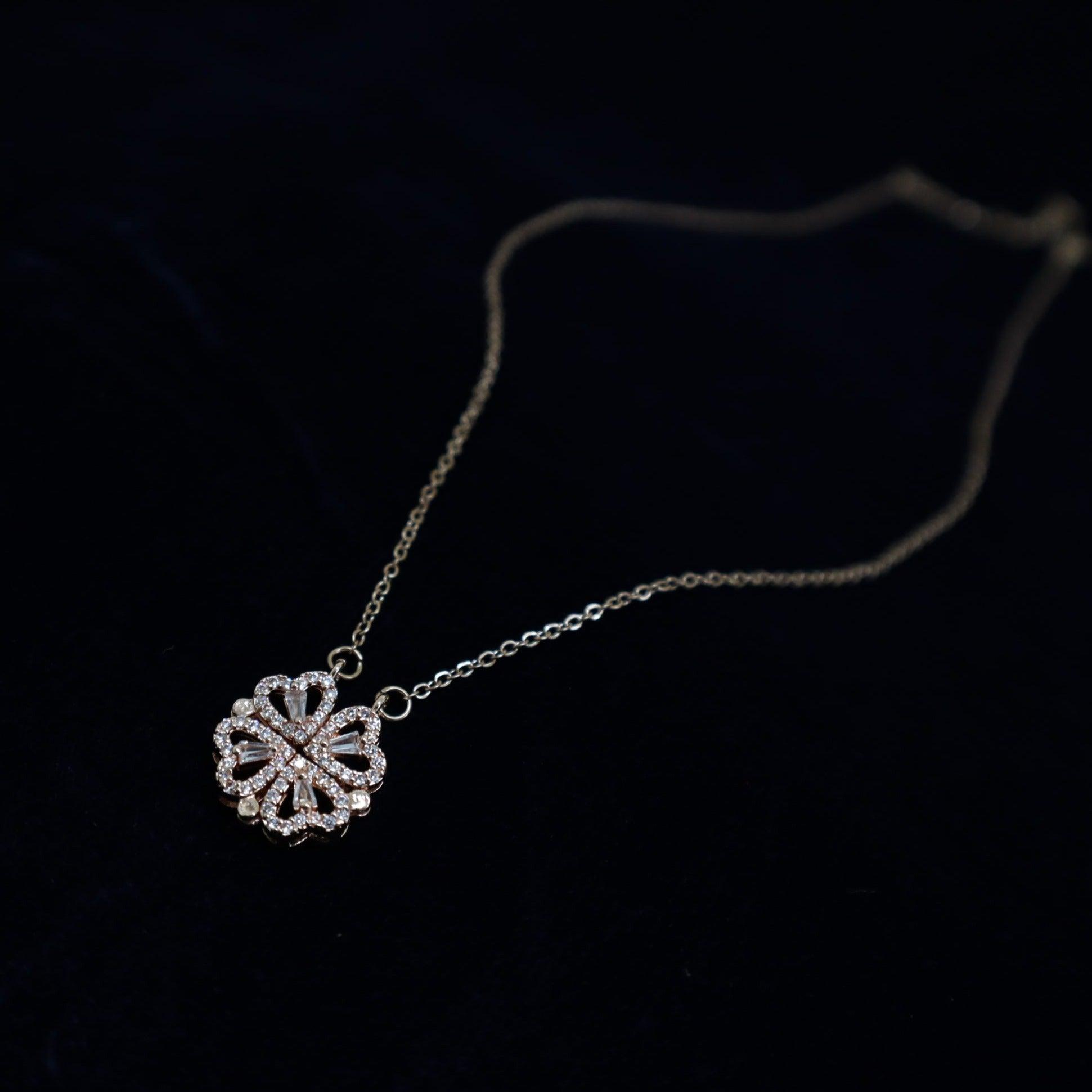 Rose Gold Clover Necklace - The Vivian Store