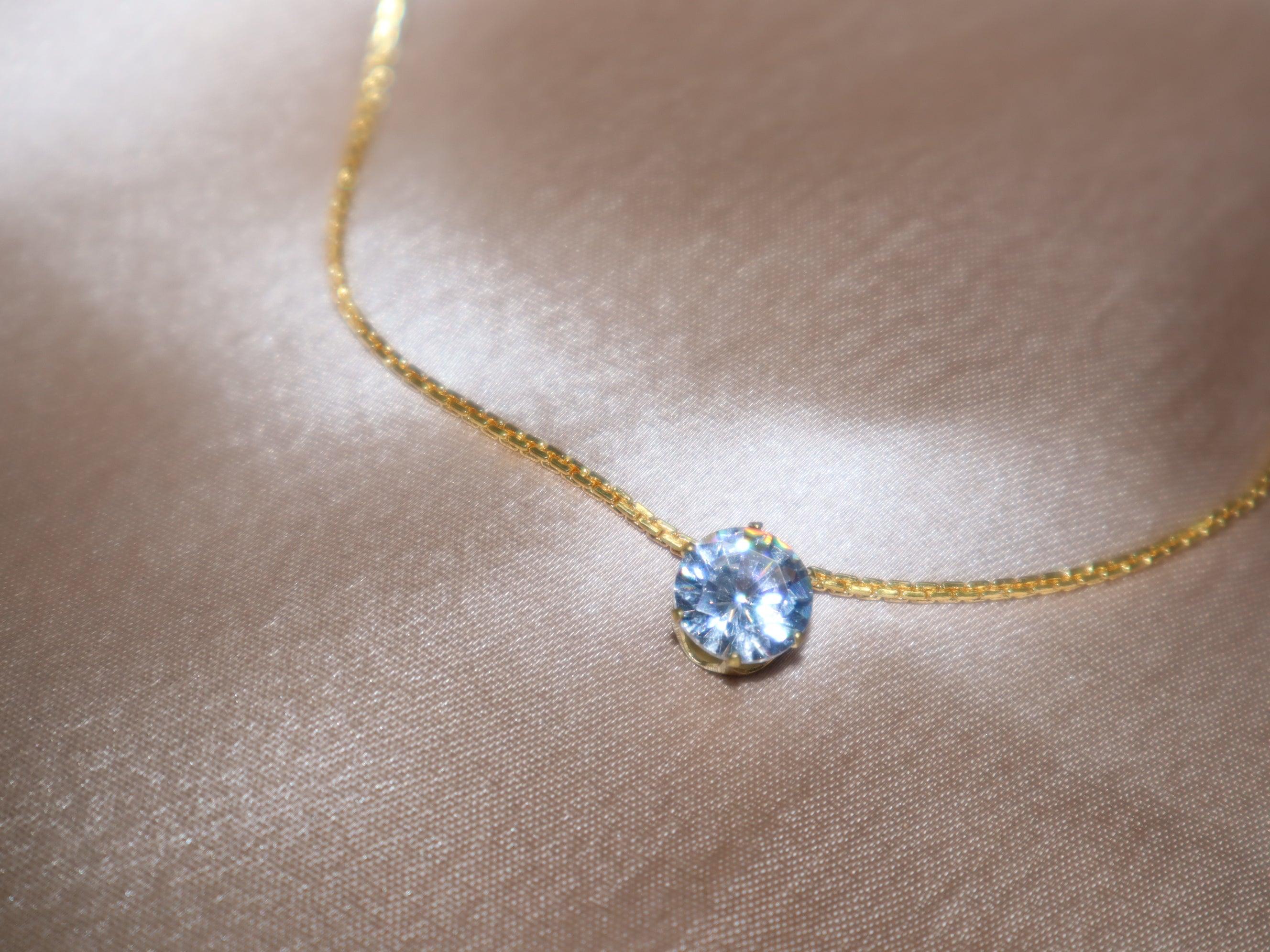 Single diamond elegant necklace - The Vivian Store