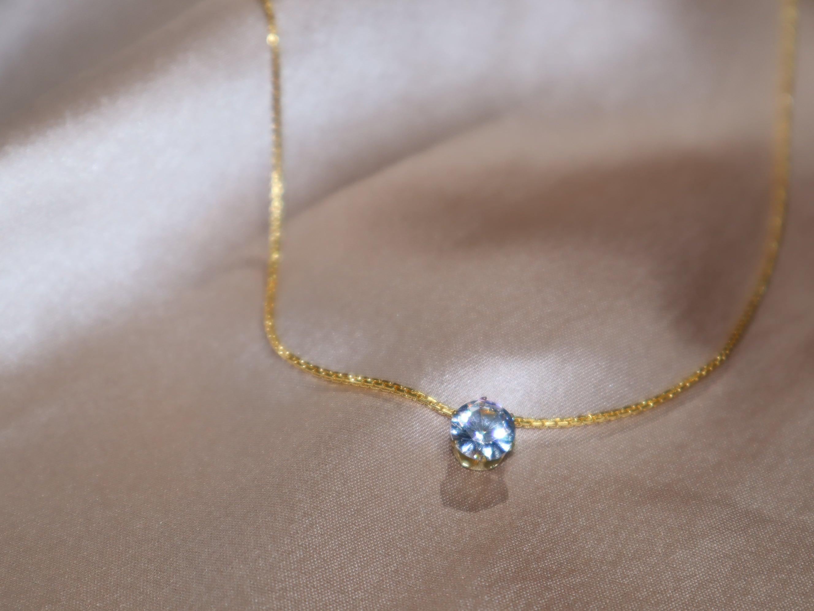 Single diamond elegant necklace - The Vivian Store