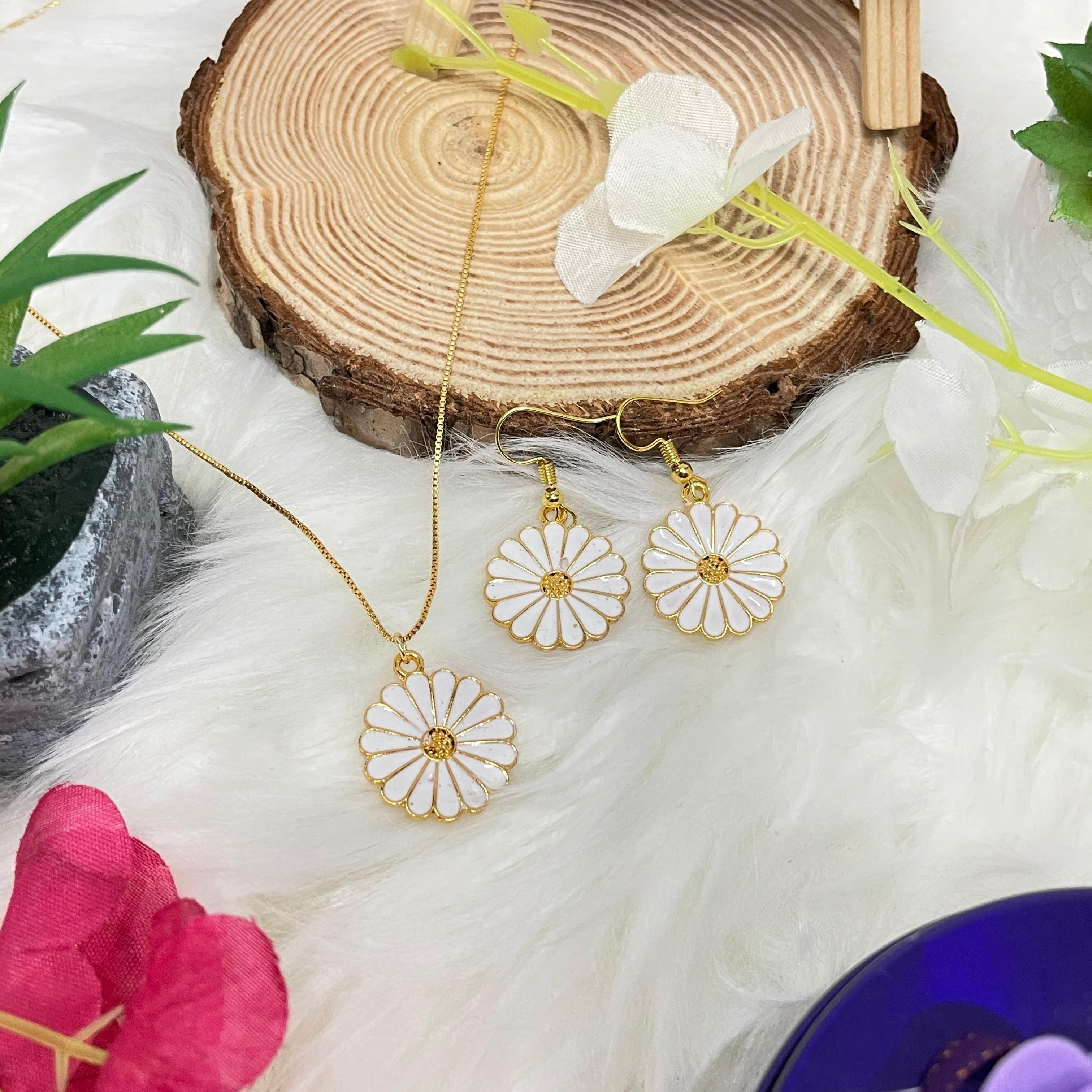 Flower Earrings set - The Vivian Store