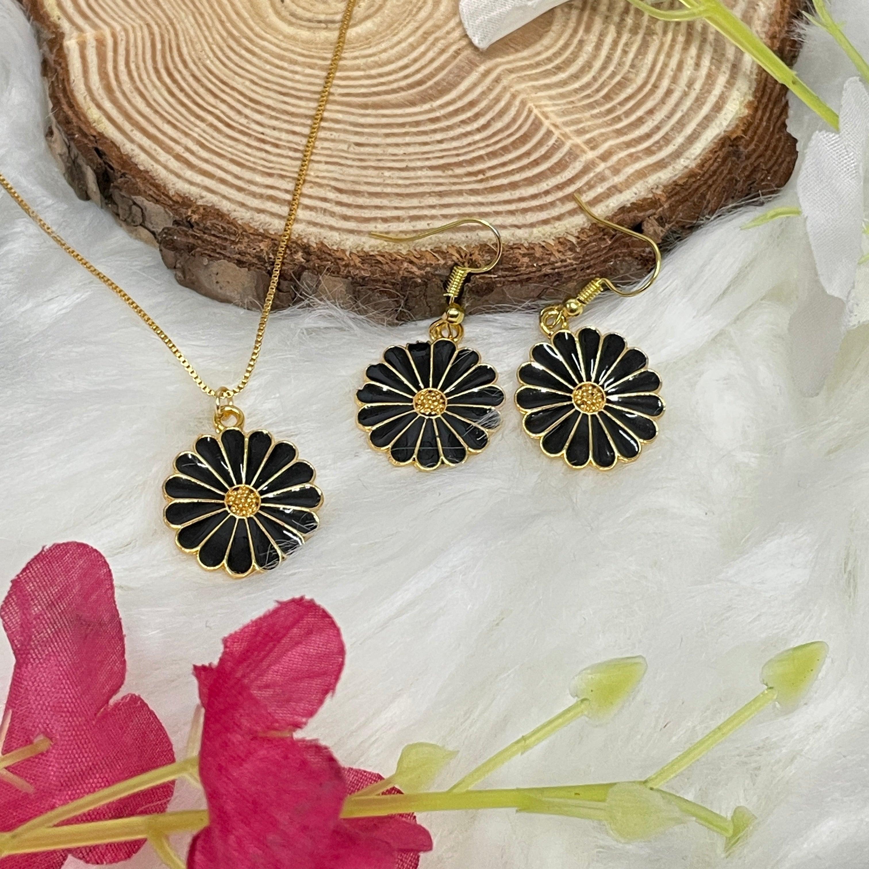 Flower Earrings set - The Vivian Store